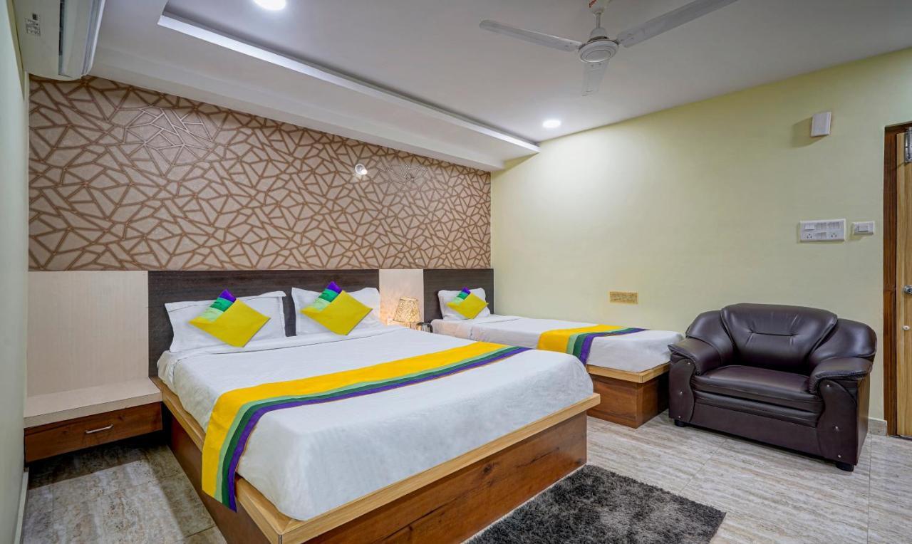 Fabhotel Galaxy Parkfabhotel Galaxy Park, Nr To Rajiv Gandhi International Airport-Hyderabad Шамшабад Екстериор снимка