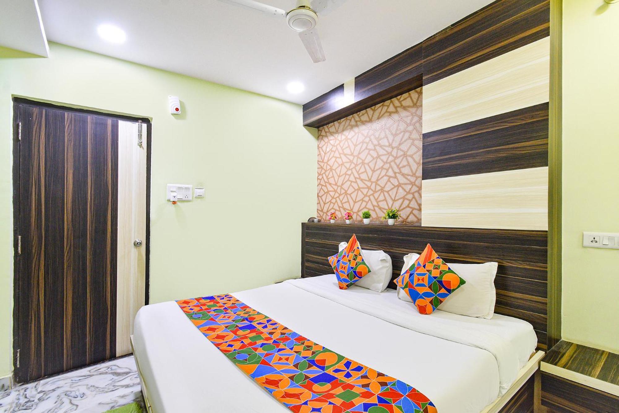 Fabhotel Galaxy Parkfabhotel Galaxy Park, Nr To Rajiv Gandhi International Airport-Hyderabad Шамшабад Екстериор снимка