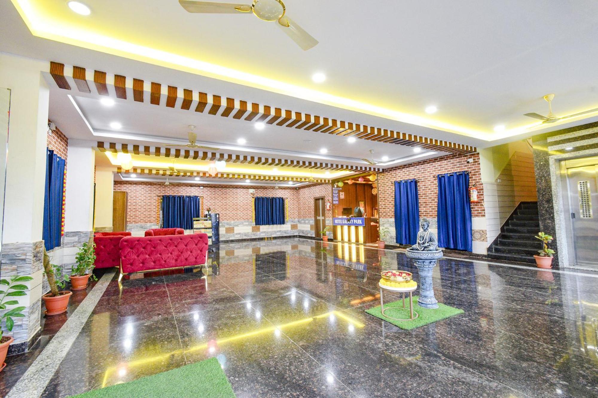 Fabhotel Galaxy Parkfabhotel Galaxy Park, Nr To Rajiv Gandhi International Airport-Hyderabad Шамшабад Екстериор снимка